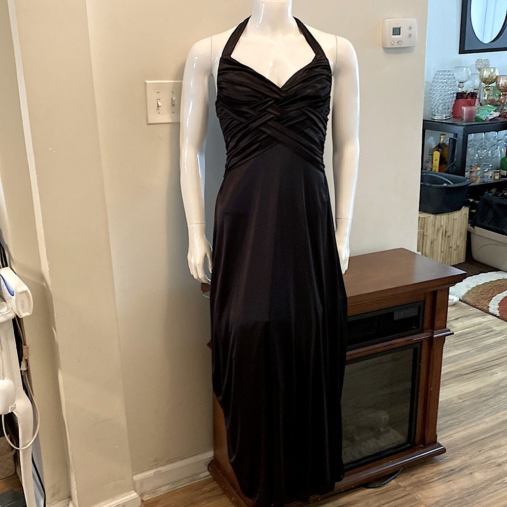 Elegant, Criss-Cross Front Patterned, Black, Size 7/8, B.Darlin Dress.